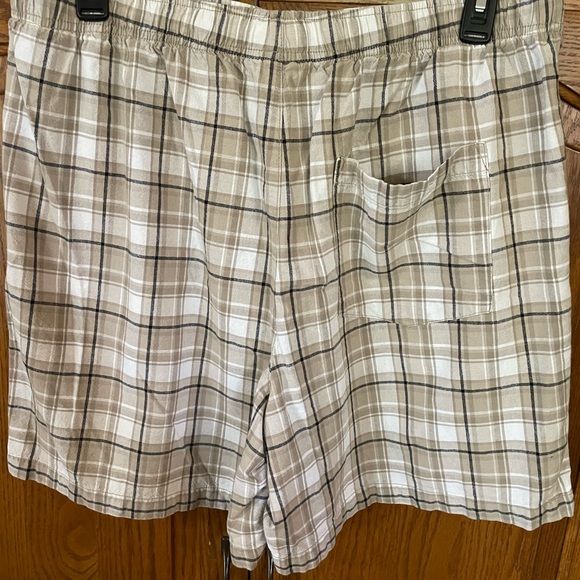Men’s Shorts Size XL stretch waist/pockets - Picture 4 of 6